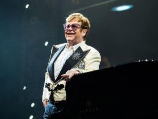 Elton John sigue 'tratando de procesar' el final de su gira de despedida