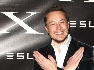 Elon Musk anuncia el cambio de marca de Twitter a X