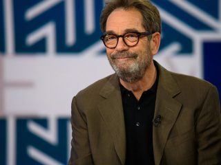 El álbum de Huey Lewis and the News: Sports, tendrá una nueva reedición por su 40 aniversario