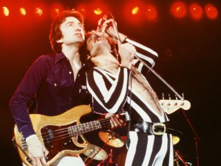 Por qué Freddie Mercury creía que John Deacon salvó a Queen en los años 70