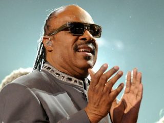 ¿Podría Stevie Wonder lanzar 200 canciones de 'Key of Life'?