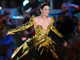 Katy Perry da una actualización sobre nuevo material