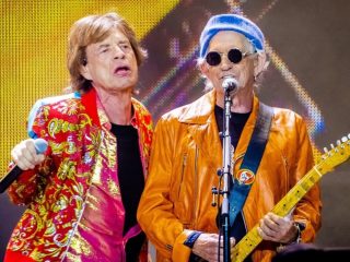 Mick Jagger y Keith Richards inmortalizados con estatuas locales