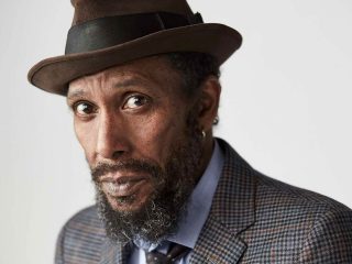 Ron Cephas Jones, actor ganador del Emmy, muere a los 66 años