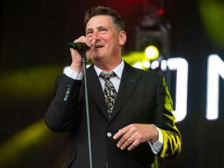 Tony Hadley es hospitalizado