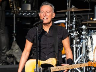 Bruce Springsteen pospone el resto de su gira de 2023