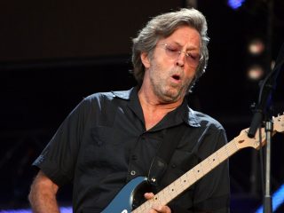 Eric Clapton recauda 2,2 mmd para Robert F. Kennedy, Jr. en una recaudación de fondos privada