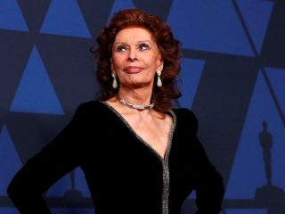 Sophia Loren es operada de urgencia