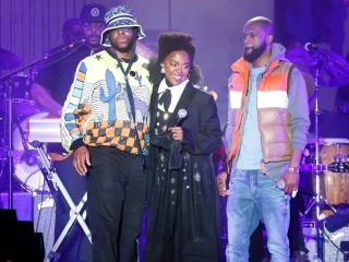 Fugees se reúnen durante un concierto de Lauryn Hill