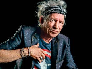 Keith Richards admite que la artritis ha cambiado su forma de tocar la guitarra