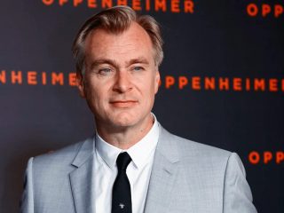 Christopher Nolan recomienda ver Oppenheimer en Blu-ray