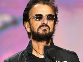 Ringo Starr aclara rumores sobre la voz de John Lennon en nuevo sencillo de The Beatles