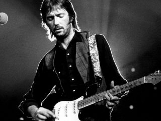 La guitarra de Eric Clapton 'The Fool' se vende por 1,27 millones de dólares en una subasta