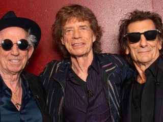 Los Rolling Stones lideran la carrera por el álbum oficial número 1